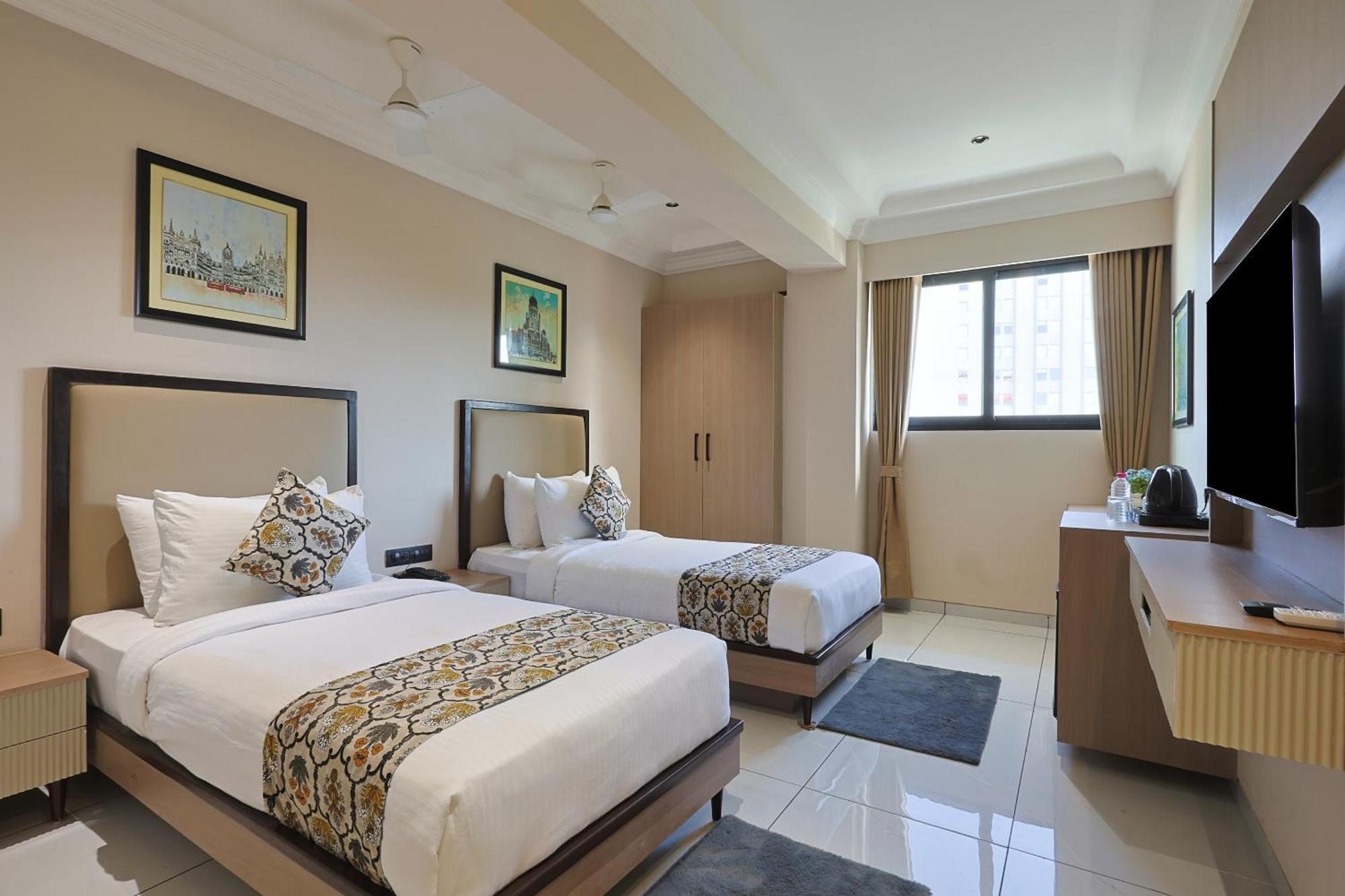 Hotel Royal Town Ahmedabad Luaran gambar