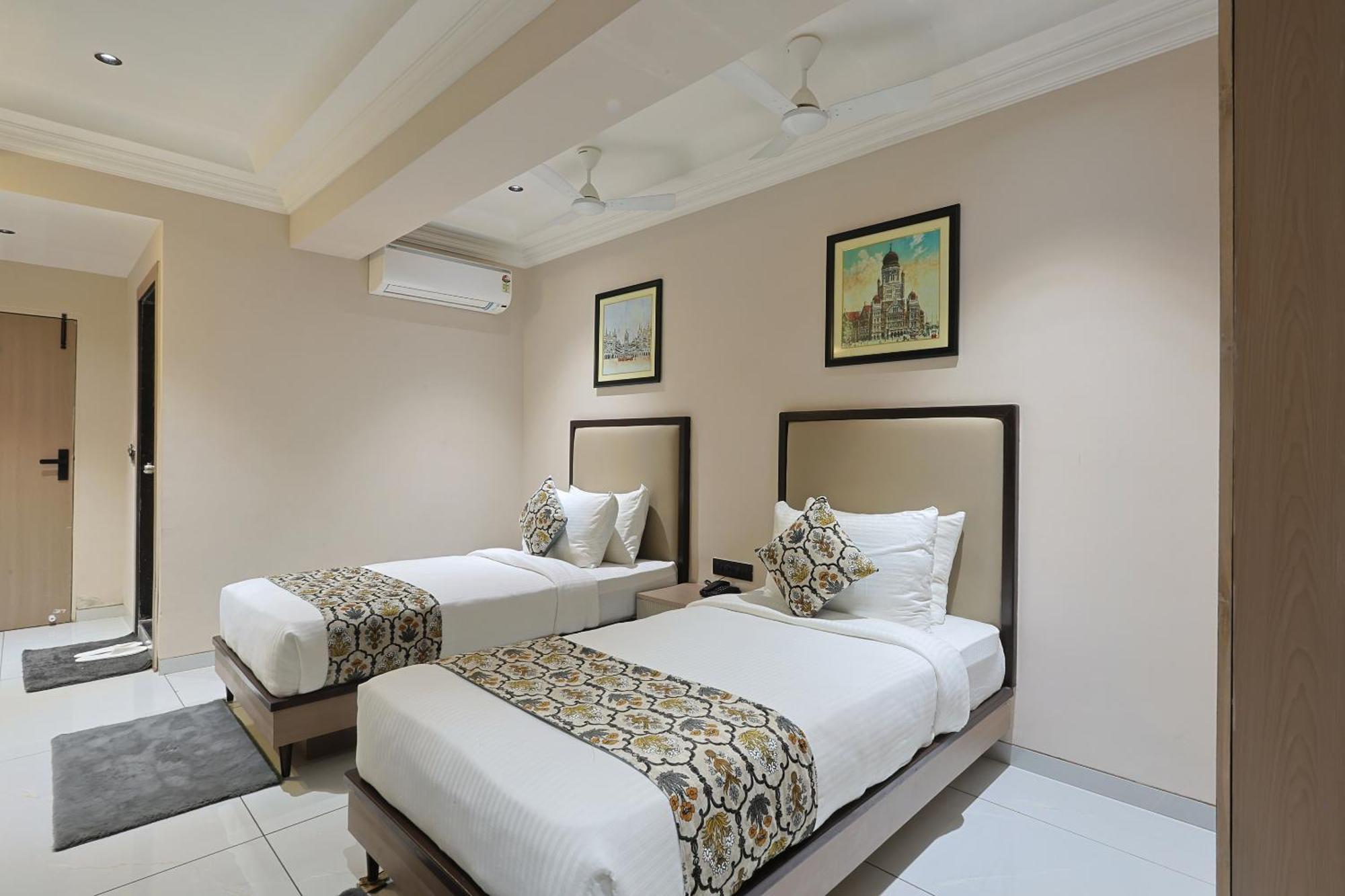 Hotel Royal Town Ahmedabad Luaran gambar
