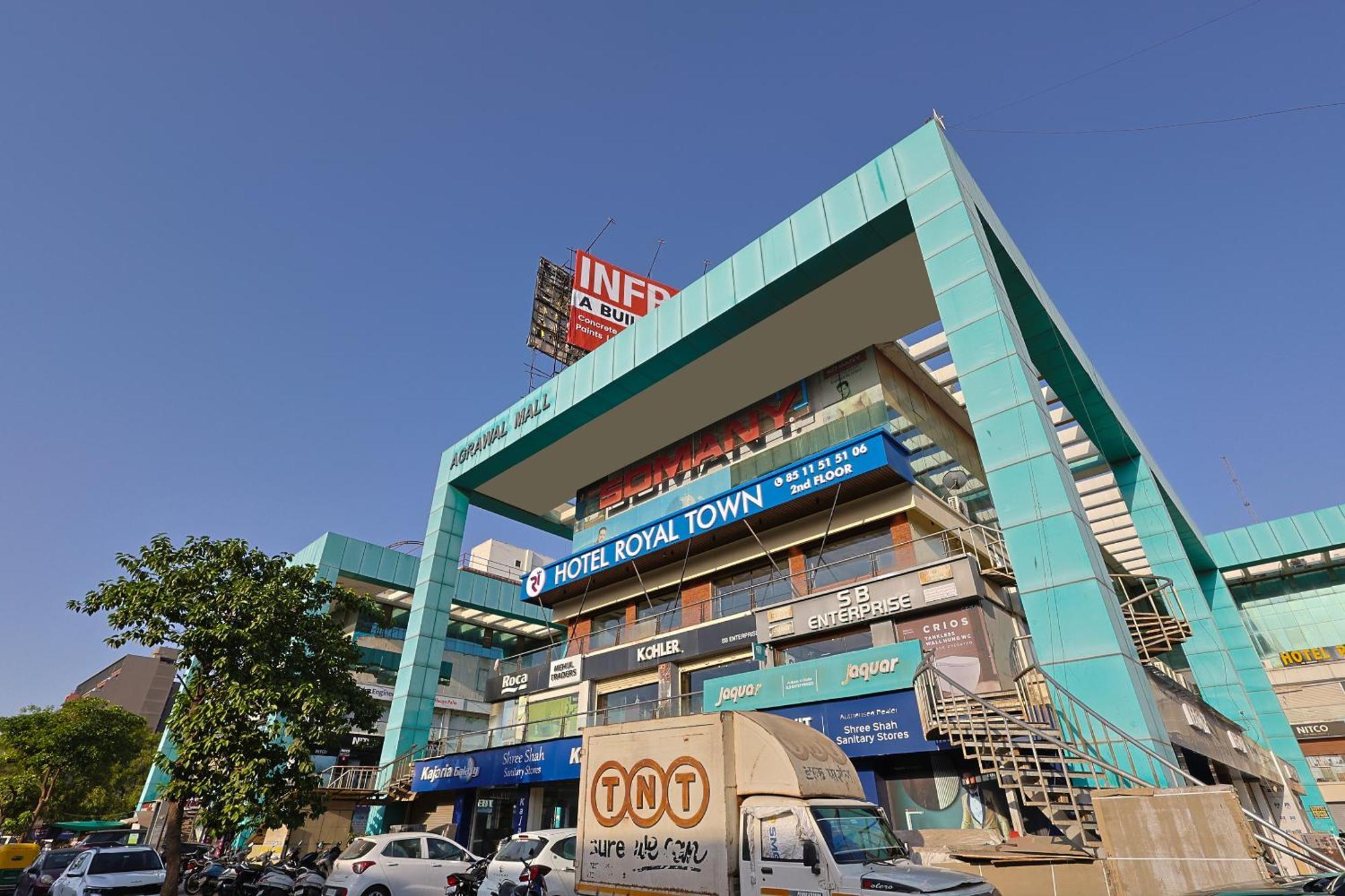 Hotel Royal Town Ahmedabad Luaran gambar