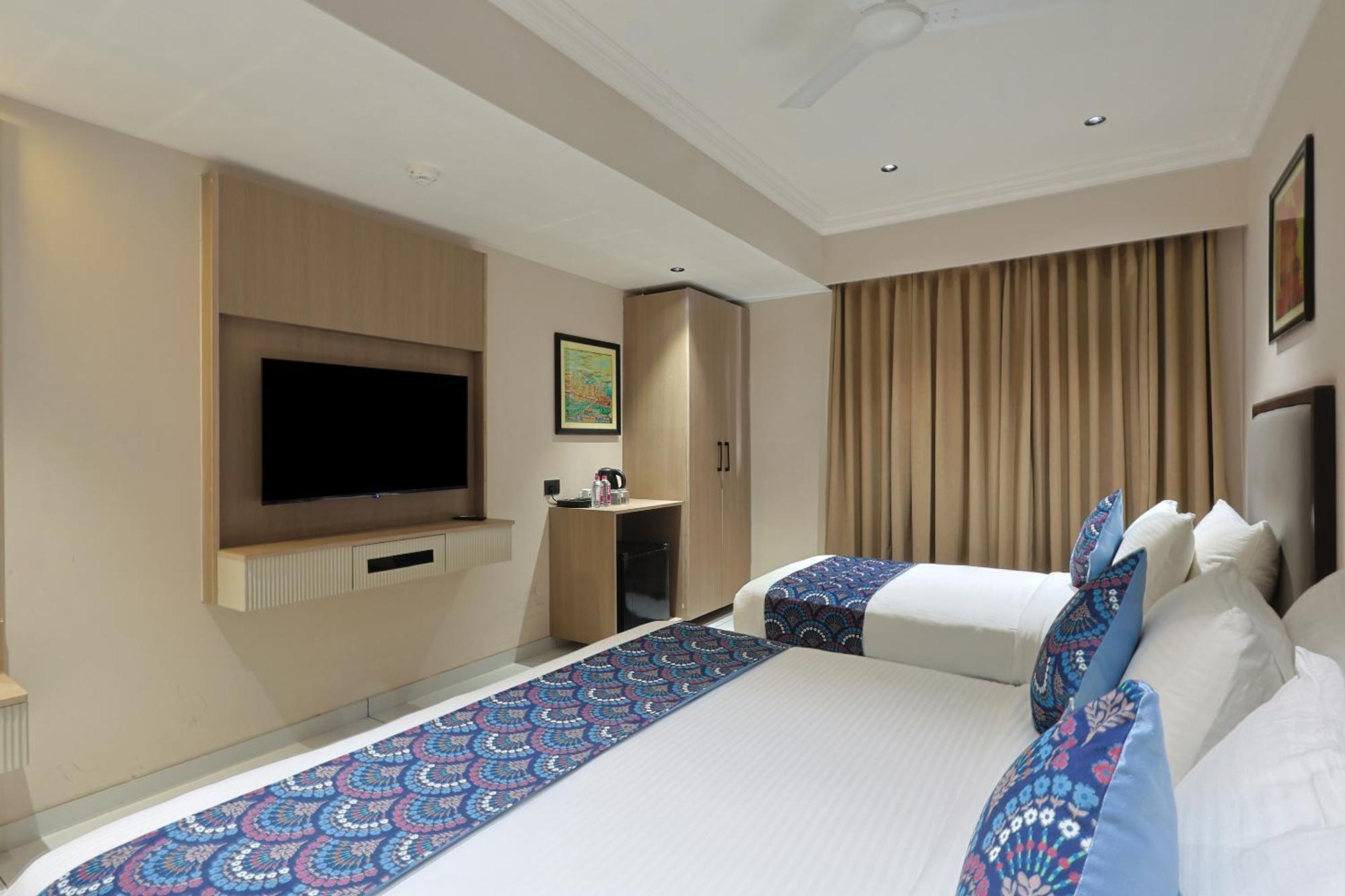 Hotel Royal Town Ahmedabad Luaran gambar