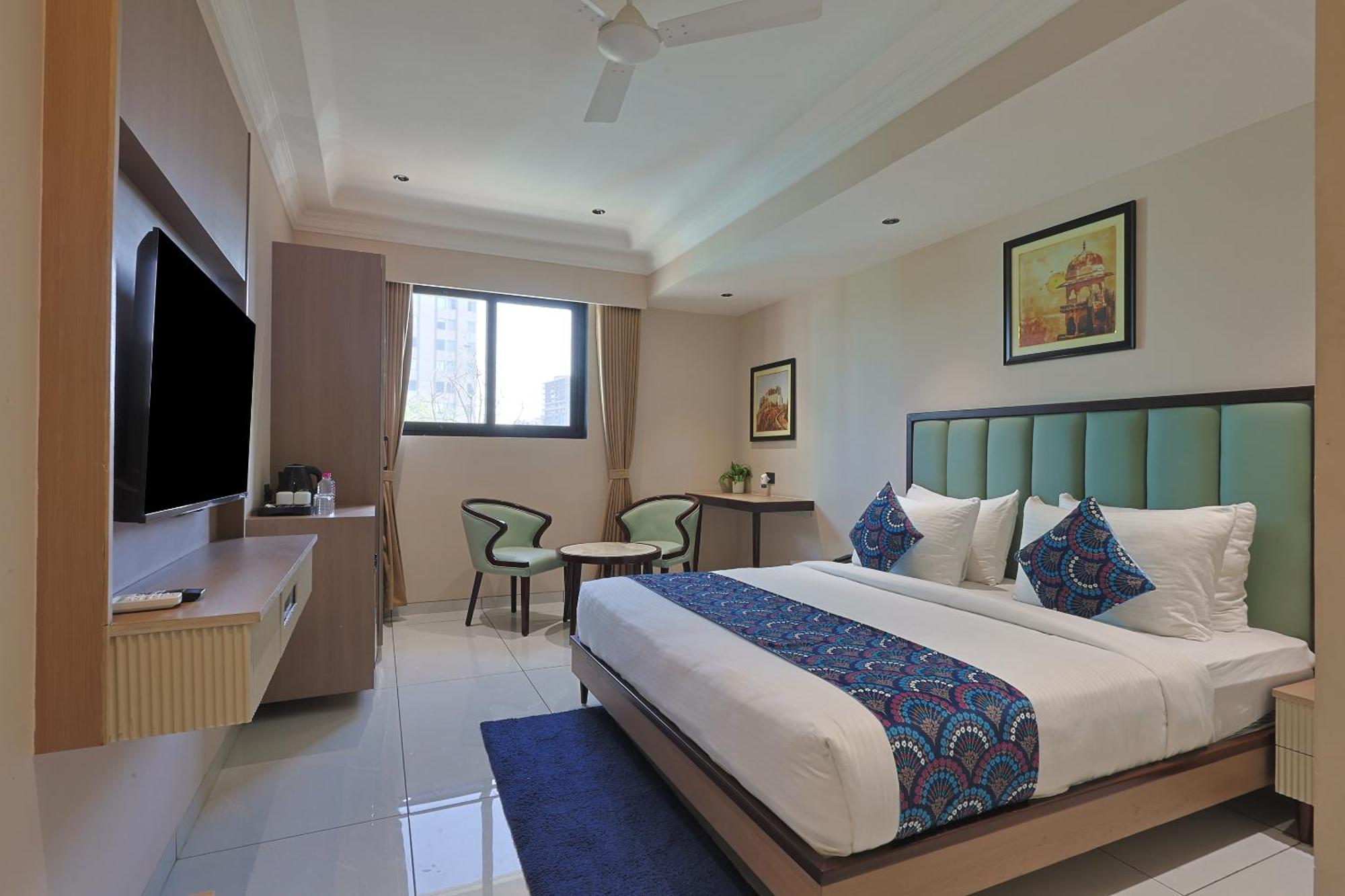 Hotel Royal Town Ahmedabad Luaran gambar