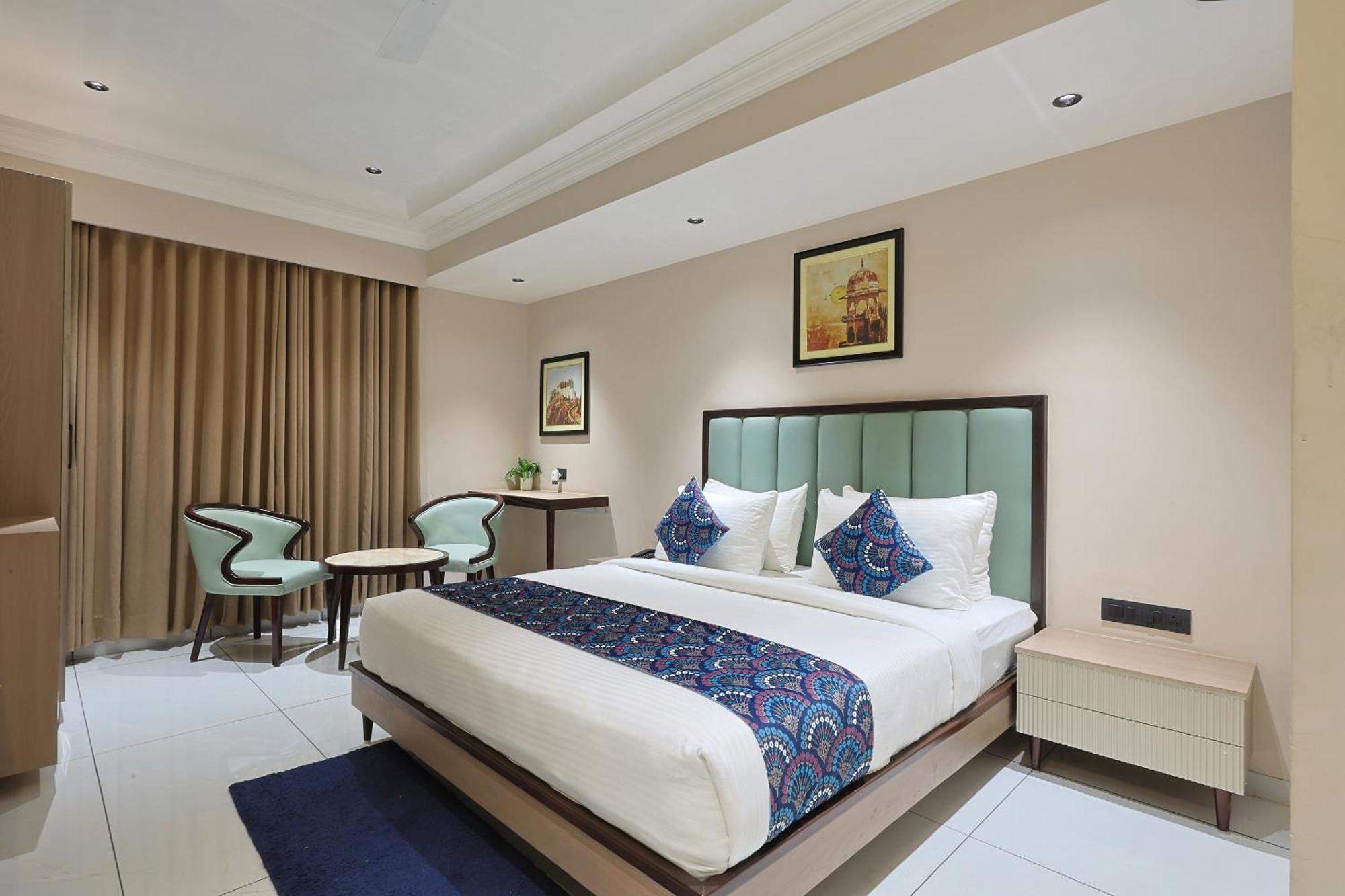 Hotel Royal Town Ahmedabad Luaran gambar