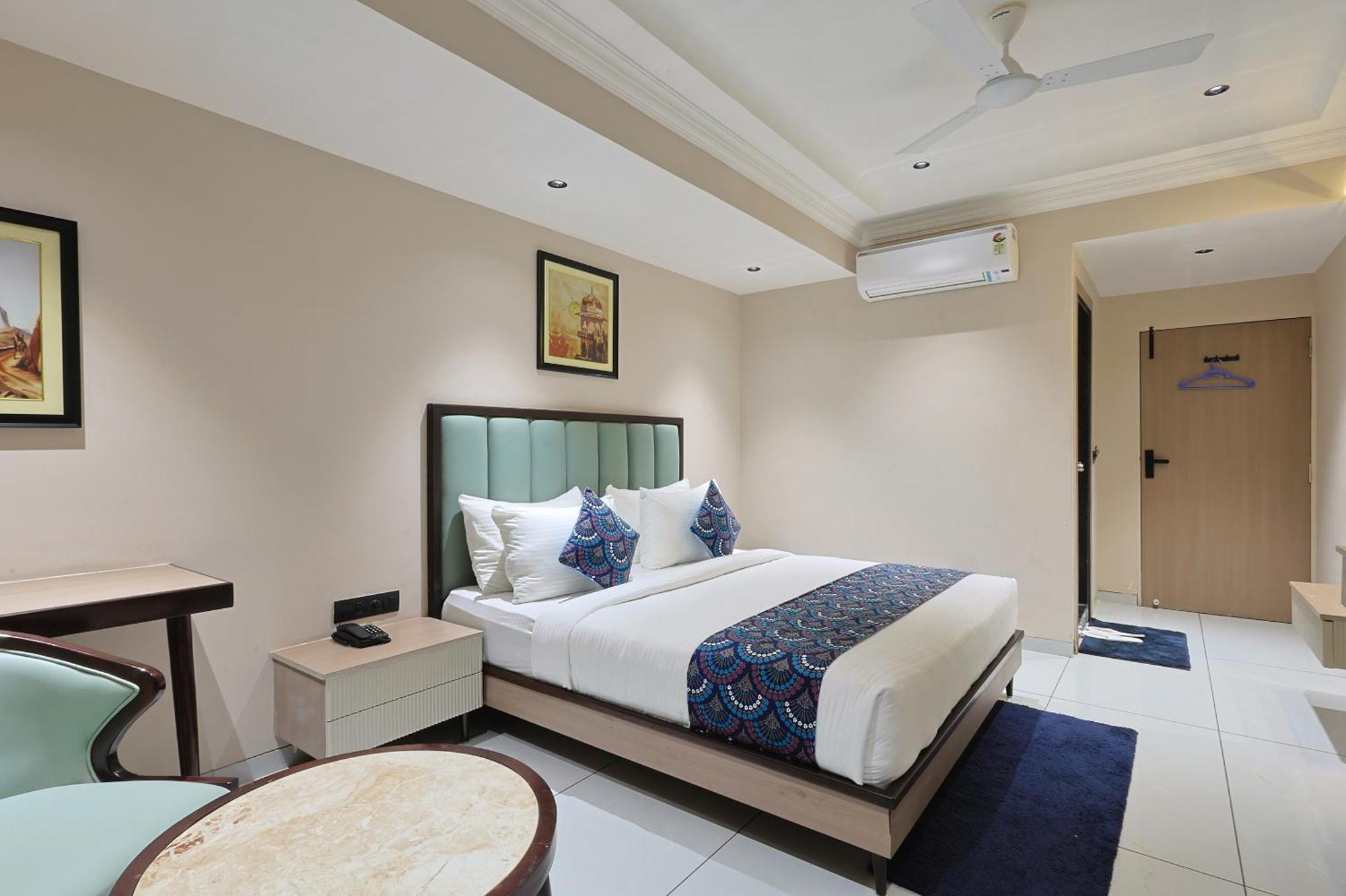 Hotel Royal Town Ahmedabad Luaran gambar