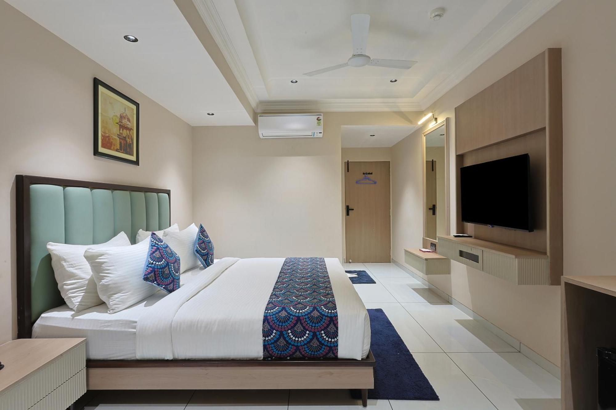 Hotel Royal Town Ahmedabad Luaran gambar